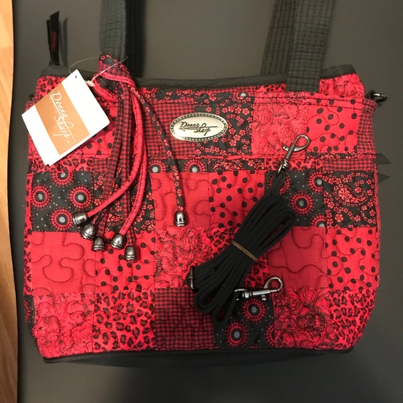 Donna Sharp Handbags - Donna Sharp Crimson Jenna Patchwork Tote NWT